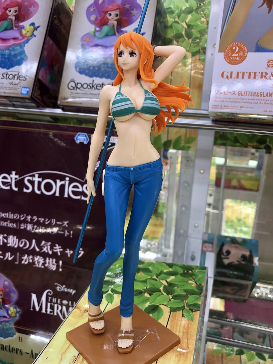 ワンピースフィギュア ナミ GLITTER \u0026GLAMOURS 2種セット