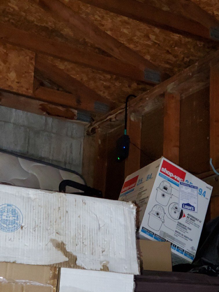romzz's tweet photo. Another Top Notch Installation of a 5.8 DBI antenna and a wall mount in the garage! I’m starting to really like the results with our placement and setups. On to the next one…😉 #HeliumNetwork #HNT #BobCatMiner #cryptocurrency @perrykemp @cryptomediahub @helium @BOBCATiot https://t.co/gig9a7YMpZ