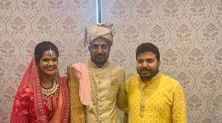 aaprajeevroy's tweet photo. अनुज भैया जी को शादी की हार्दिक शुभकामनाएं
@bhatianuj7 @ipathak25 @AlokForChange https://t.co/u5gCWjljzE
