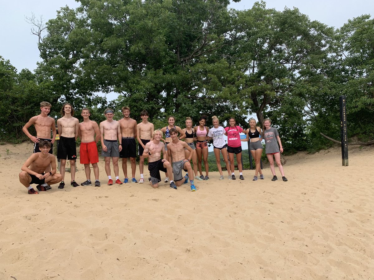 NorthScottXC's tweet photo. We had a great two days of training and team bonding at Indiana Sand Dunes. Mediocre team stand on the shore. Average team stand in knee high water. Championship teams go out to the deep waters. https://t.co/uhw7cxwJLb