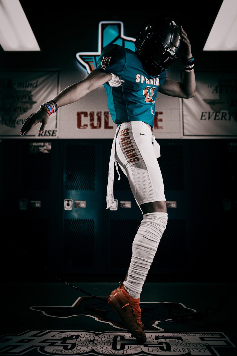 hdzmedia_'s tweet photo. Let’s keep it 300!

Who’s next?!?🎥📸💯
@PebbleHigh @PebbleHHS_FB https://t.co/7iX1u36pIb