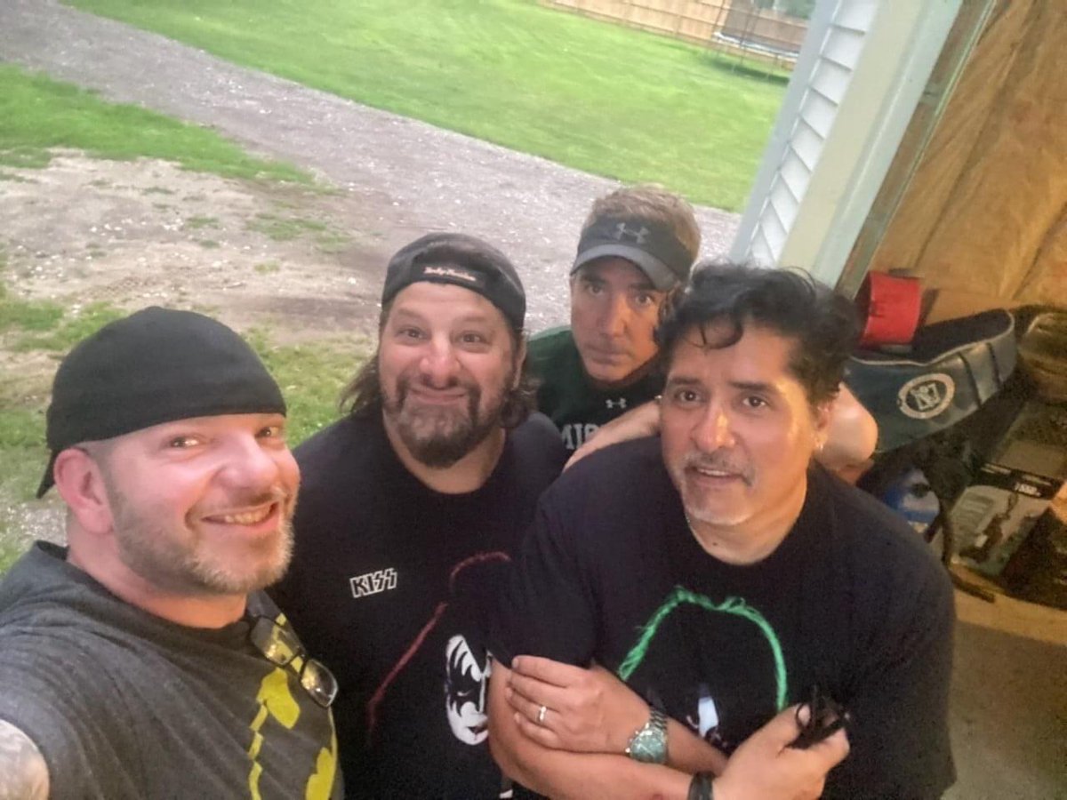 downtownlansing's tweet image. Just a peak at some of the entertainment happening this Saturday at #LansingAlive in @downtownlansing! @bandCRASH 19 yr. old singer/songwriter Laney Morgan and @TheVoiceBand contestant Bradley Sinclair fb.me/e/1ZUGYUJMa @CapitalPointIn1