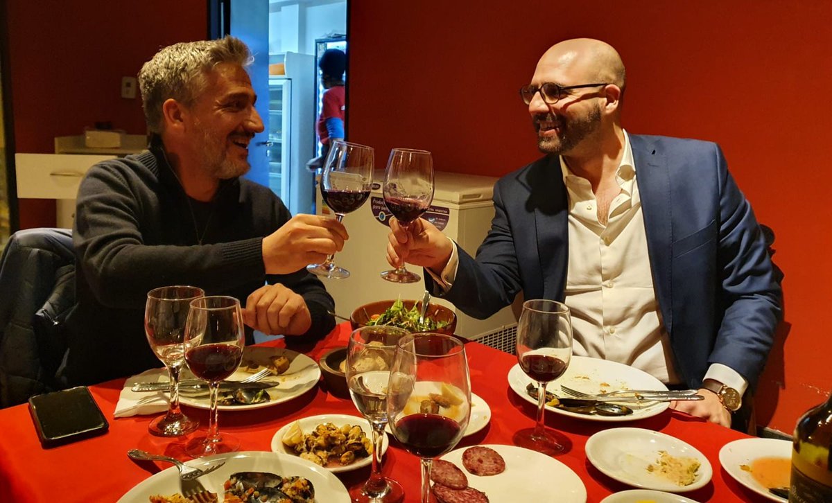 No hubo pasta. Tapeo español con el flamante consul italiano Samuele Fazzi (Y futuro hincha de <a href="/RiverPlate/">River Plate</a>).