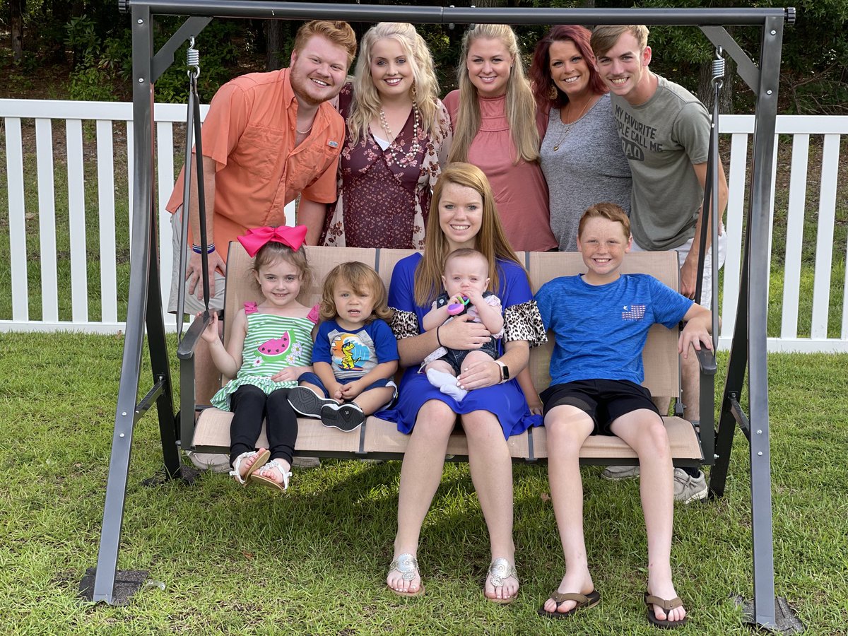 rylyneaston's tweet photo. What a wonderful evening at my parents house. All the grandkids were together for mom. Canβt wait for dad to come home. #momsgoodcooking #family #getwellsoondad https://t.co/pxEU3G39U7