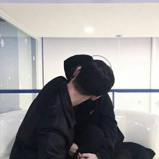 Alfakook's tweet photo. Espero que hablarle con la verdad no me haga perderlo 🥺 https://t.co/1y8ZxVvK03