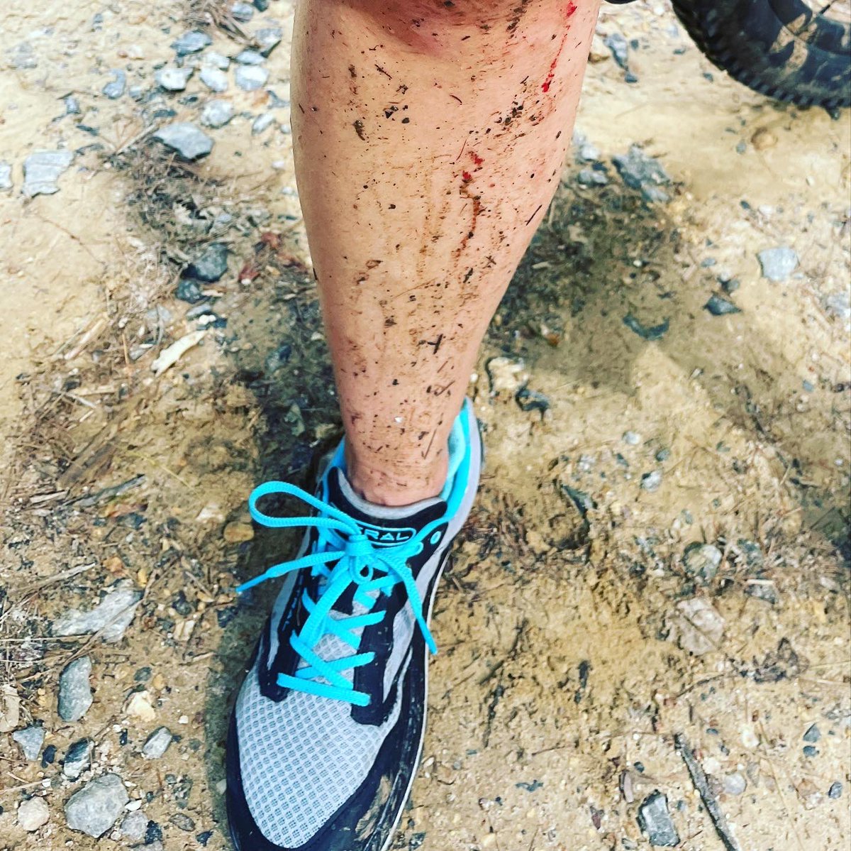 CharlotteGelet1's tweet image. This afternoon I went real deal mountain biking. It was challenging, thrilling, scary, awesome and so fun. My legs were 🔥 but I am so thankful for the adventure. Building my life resume #bylr #adventure #goalsthatmatter