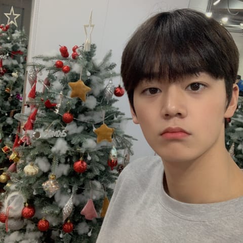 Itzel09594209's tweet photo. @THEK___KING 후보 3 - #T1419 #온 https://t.co/vANNsjbSE4
