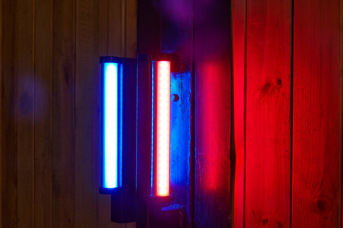 GodoxGlobal's tweet image. Multiple ways to light up your scenes with Godox #tl30, which one do you prefer？