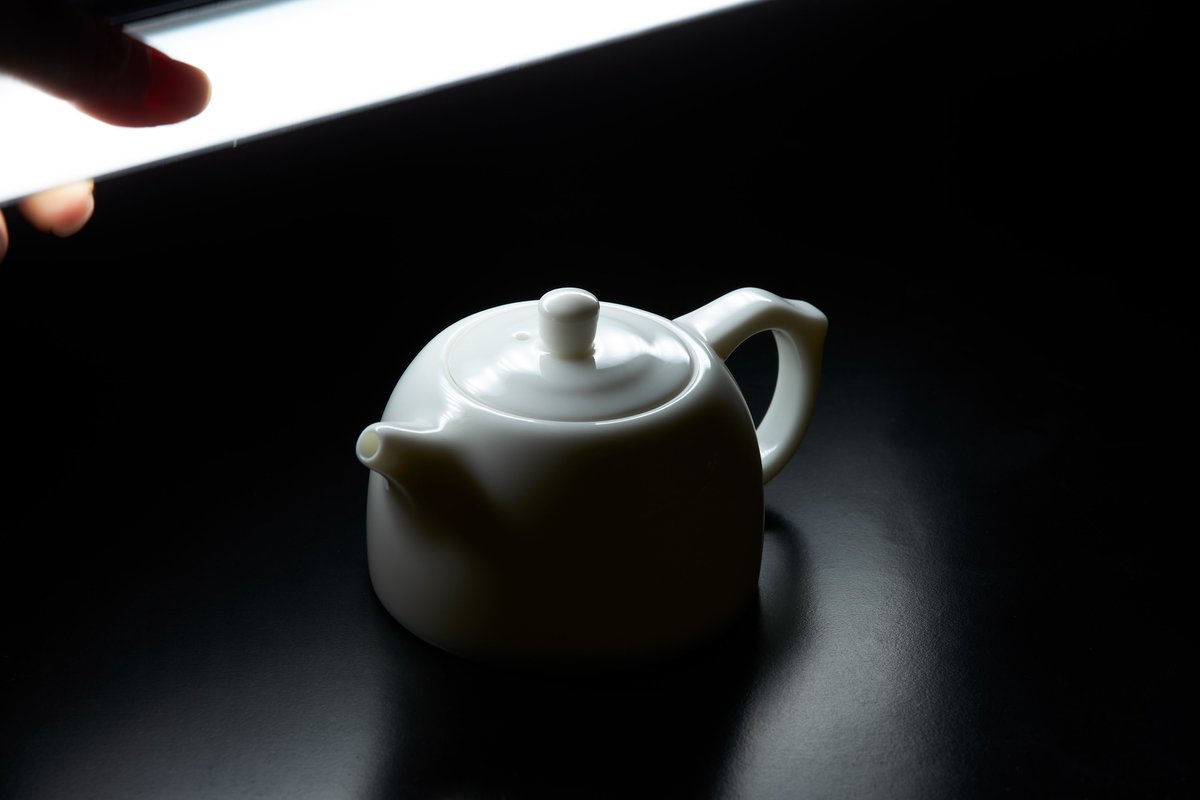 GodoxGlobal's tweet image. Multiple ways to light up your scenes with Godox #tl30, which one do you prefer？