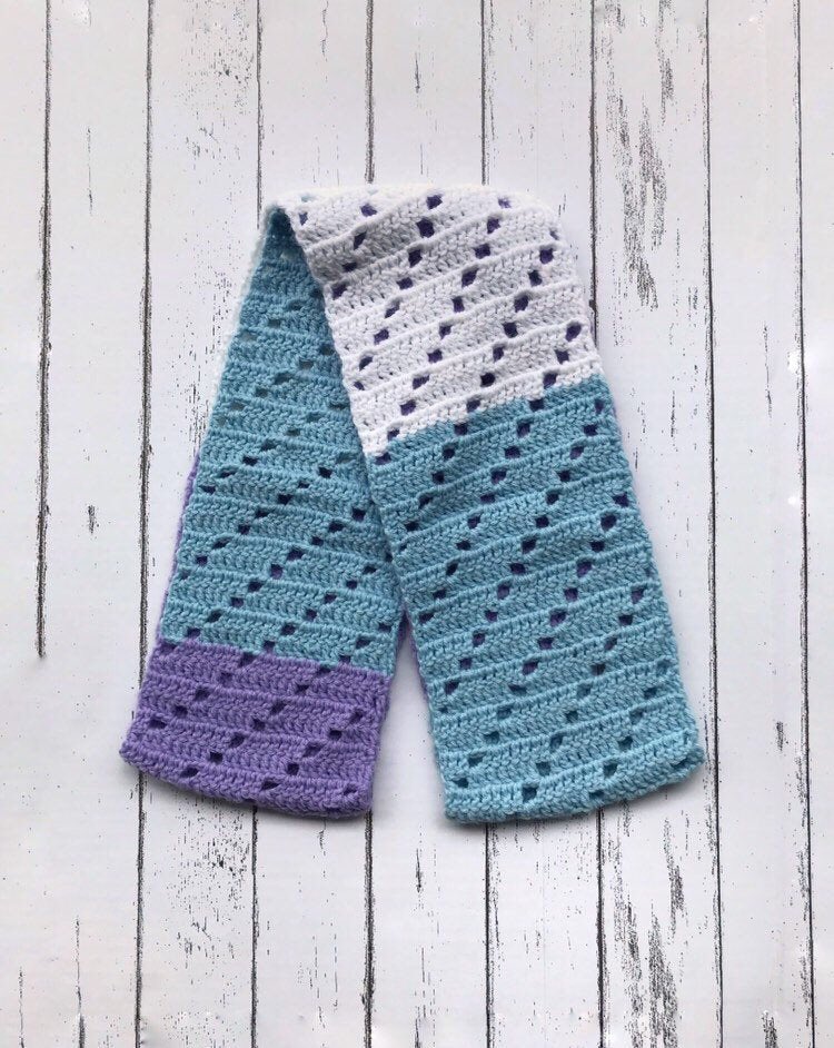 Meandmygrandmas's tweet photo. What better way to get ready for cooler temps than a new scarf!
•
And it’s marked down 30%!
•
Check it out below!
https://t.co/AMwFSJyIQi
•
•
#summermarkdowns #scarf #cutescarf #momfashion #crochet #crochetscarf #etsy #etsyshop https://t.co/GI2fplZodJ