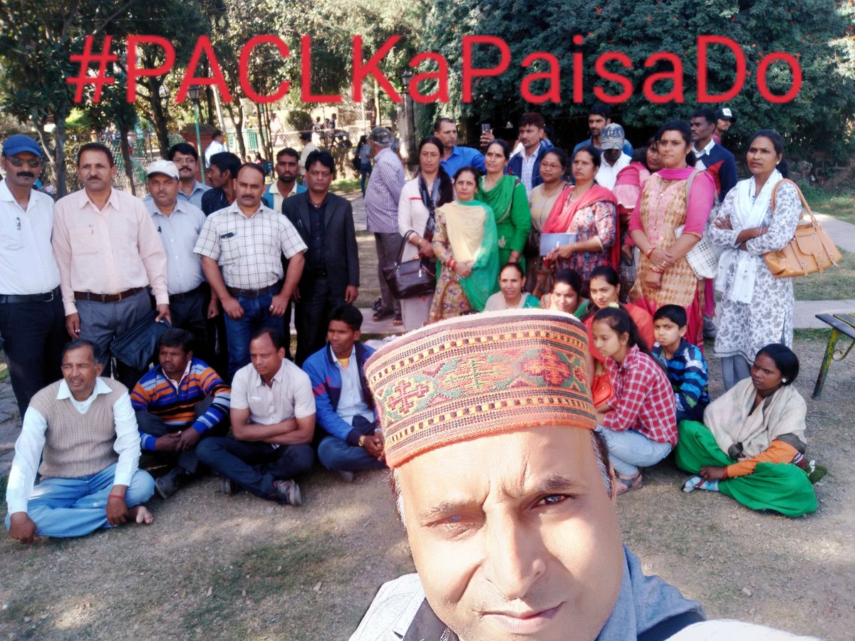RDS1100's tweet photo. सांसद महोदय आपके क्षेत्र से पीएसीएल में 170000 लोगों का डेढ़ करोड़ रुपए पिछले 6 साल से नहीं मिल रहा आपसे निवेदन है आगामी सत्र में हमारी पीड़ा को सरकार के समक्ष रखें अन्यथा हम सभी पीड़ितों को खुदकुशी करनी पड़ेगी @Dr_rajivsaizal
@rajeevbindal https://t.co/nYlb3dksxL