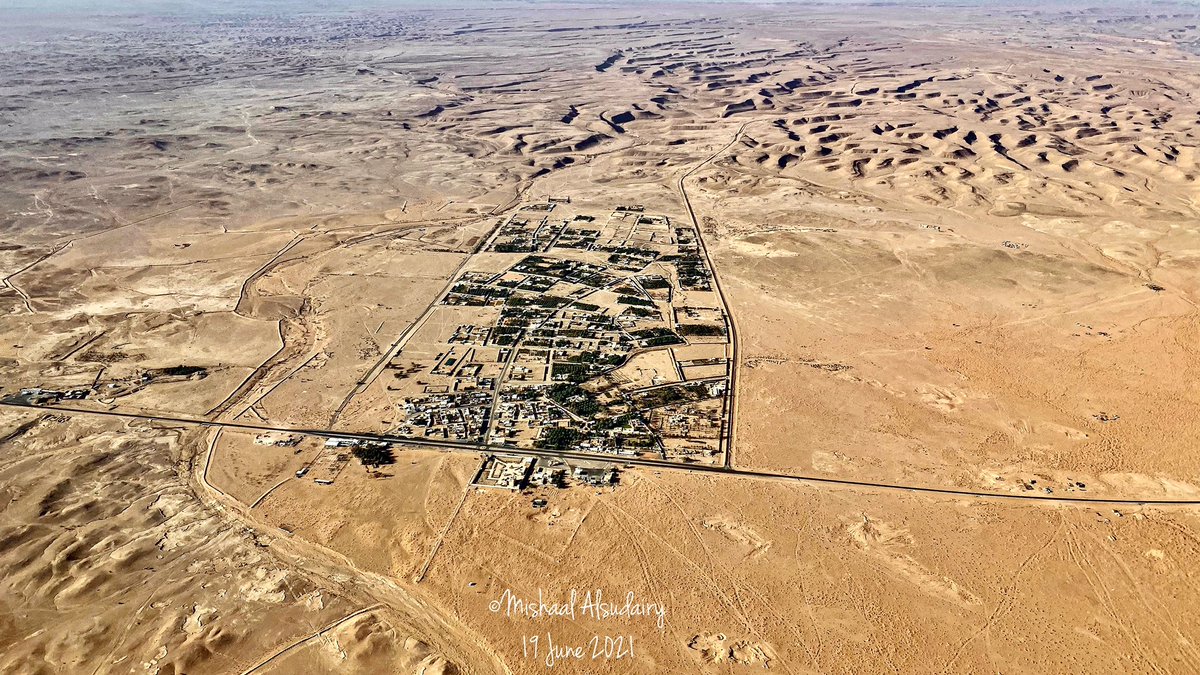 msudairy's tweet photo. صورة جوية من وطننا الجميل ل بلدة الحسي الخضراء الجميلة بمحافظة ثادق حفظ الله بلدنا الغالي قيادة و شعبا 
Alhusi Arabian desert Oasis in Riyadh region 
#مشعل_السديري #الحسي #ثادق  
#منطقة_الرياض #MishaalAlsudairyPhotography
#السياحة_السعودية 
#Riyadh 
#SaudiArabia https://t.co/6xrNATdnFm