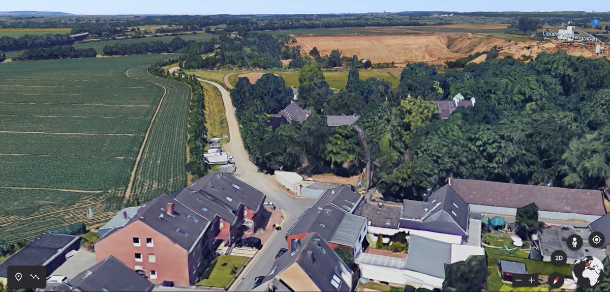 Pinhead6's tweet photo. Googel Earth vs Vorher aus Erftstadt-Blessem Wahnsinn diese Katastrophe. https://t.co/KQB4DSTeVY