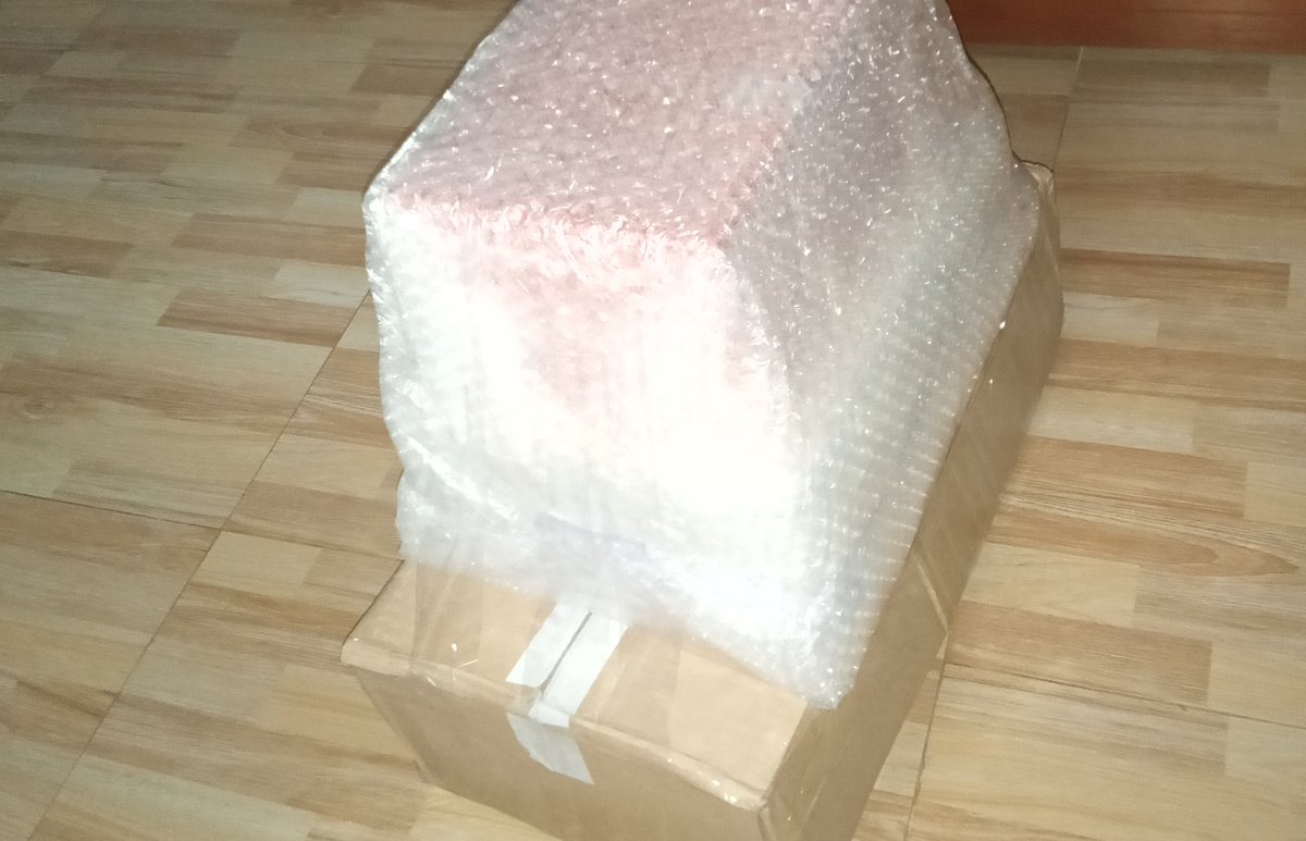 SceneryShopPH_'s tweet photo. #SceneryShopUpdates
#SceneryShopProofs
Yay!! Our box 1 of Bts Assorted Merch are finally here at my address!! Give me 1-2 days to sort it up, thank youu!!💗 https://t.co/M1EVrORPuY