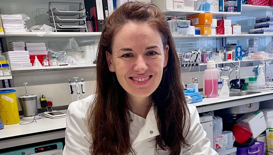 ICR_London's tweet photo. "At the ICR, people are dedicated to and passionate about science, creating a dynamic academic environment." - Maria, Clinical Research Fellow carrying out her PhD in the ICR's Division of #BreastCancer Research.
Read more: https://t.co/zlxMjzwh9p
#ICRTeachingWeek https://t.co/F6c6qAqlq6