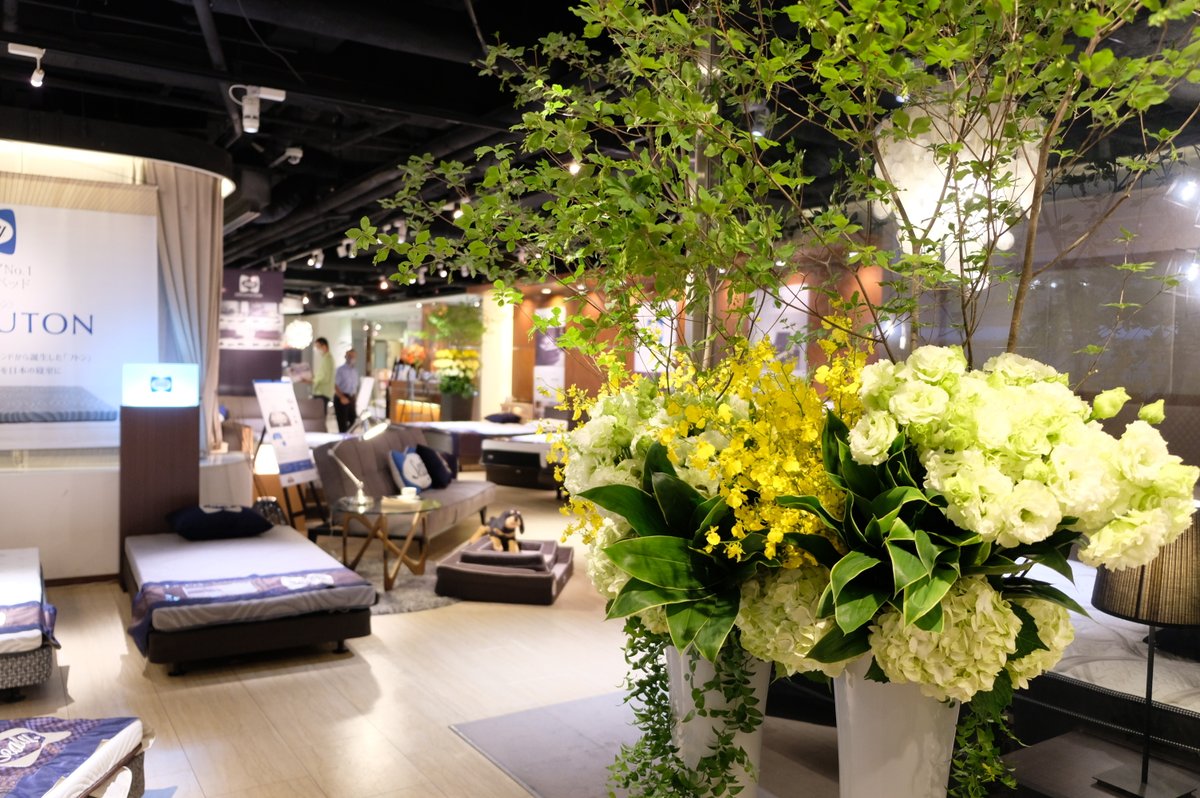 sleep_select's tweet image. Sealy New Collection 2021 Summer
 - Your Premium Time with Sealy -

ソーシャルディスタンスを確保して、お取引先のお客様に新商品をお披露目いたしました。

皆様へ、新作のお披露目はもう間もなくです！
乞うご期待ください。