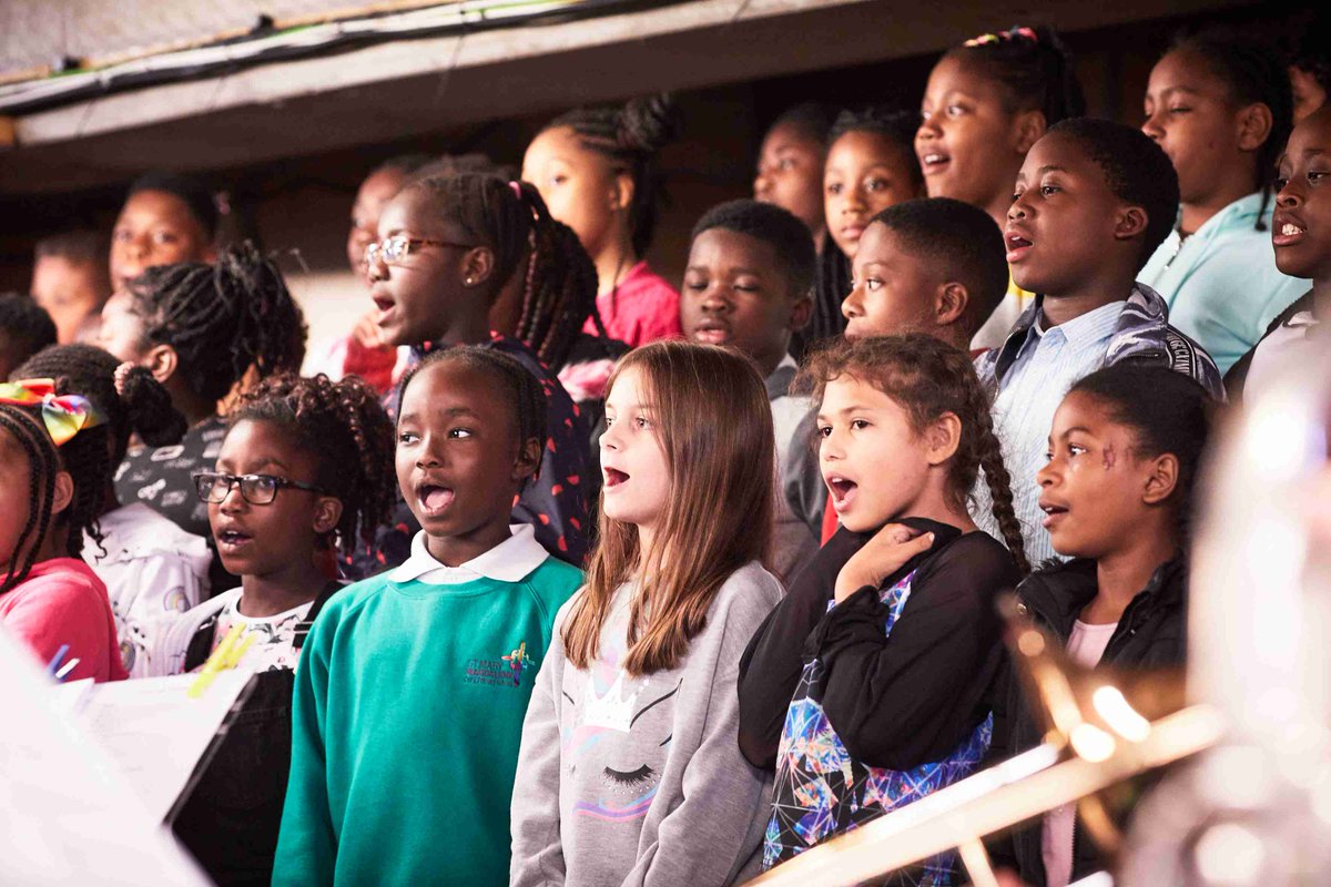 FSensesM's tweet photo. In 5th episode of our new #MusicChangingLives podcast @tom_seligman hears from cofounders @katewhitley_ @cwestark &amp; from @Abimaromusic about how @MULTISTORYORGUK has become part of its community &amp; given young people new ways to make their voices heard www. https://t.co/qGTbinIEjC https://t.co/VnzzQDTJt5