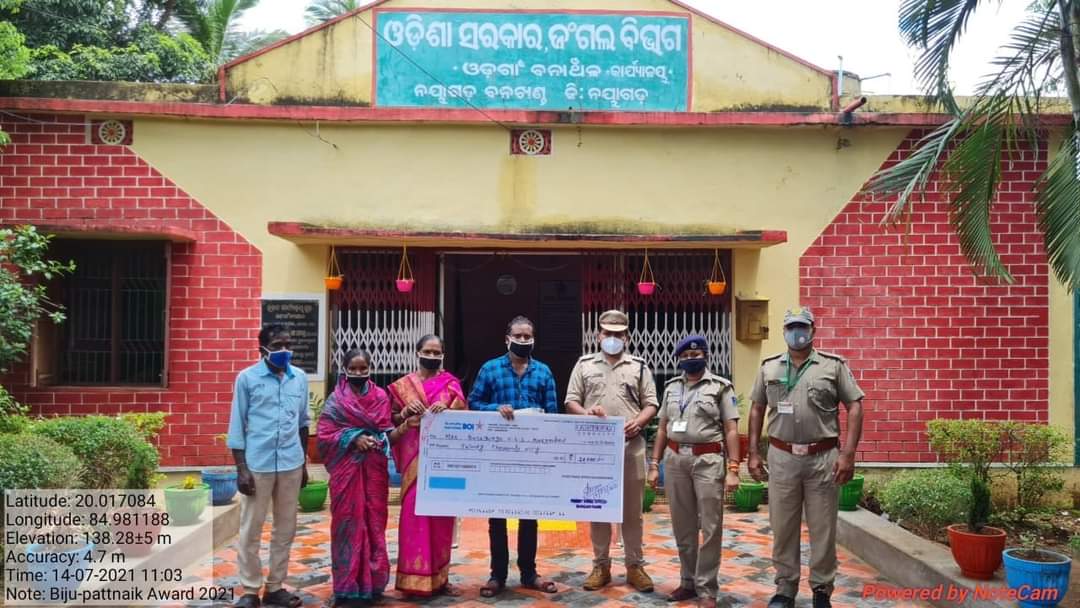 NAYAGARH FOREST DIVISION (@forestdivision) on Twitter photo "Small Efforts takes Time but finally engraves its own path"
This concept was successfully proved by Maa Banadurga VSS, Makarapalli,Odagaon who were honoured with “Biju Pattnaik Award"for Forest Protection &Conservation.
<a href="/pccfodisha/">PCCF & HoFF Odisha</a>
<a href="/AdmnNayagarh/">Collector & DM Nayagarh</a> <a href="/CMO_Odisha/">CMO Odisha</a> "Small Efforts takes Time but finally engraves its own path"
This concept was successfully proved by Maa Banadurga VSS, Makarapalli,Odagaon who were honoured with “Biju Pattnaik Award"for Forest Protection &Conservation.
<a href="/pccfodisha/">PCCF & HoFF Odisha</a>
<a href="/AdmnNayagarh/">Collector & DM Nayagarh</a> <a href="/CMO_Odisha/">CMO Odisha</a>