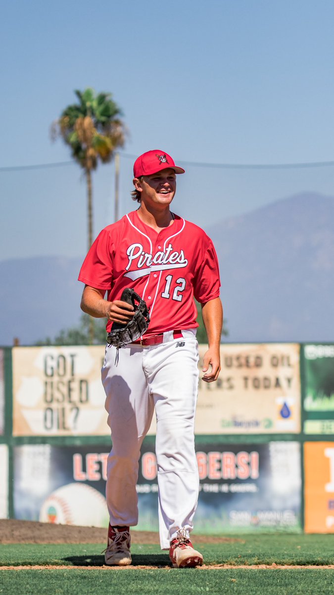 Congratulations to @CJChamplain for being selected in the 9th round of <a href="/MLBDraft/">MLB Draft</a> by the <a href="/Yankees/">New York Yankees</a> <a href="/gr8day42/">Dave Keith</a>