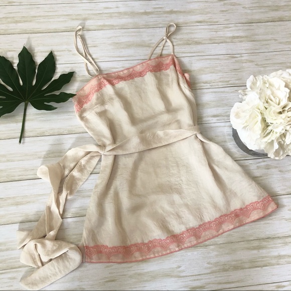 sandracorpuz's tweet photo. So good I had to share! Check out all the items I'm loving on @Poshmarkapp #poshmark #fashion #style #shopmycloset #agirlthing #kimchiblue #benefit: https://t.co/Mba7Iub57M https://t.co/S4C2Hv5d4k