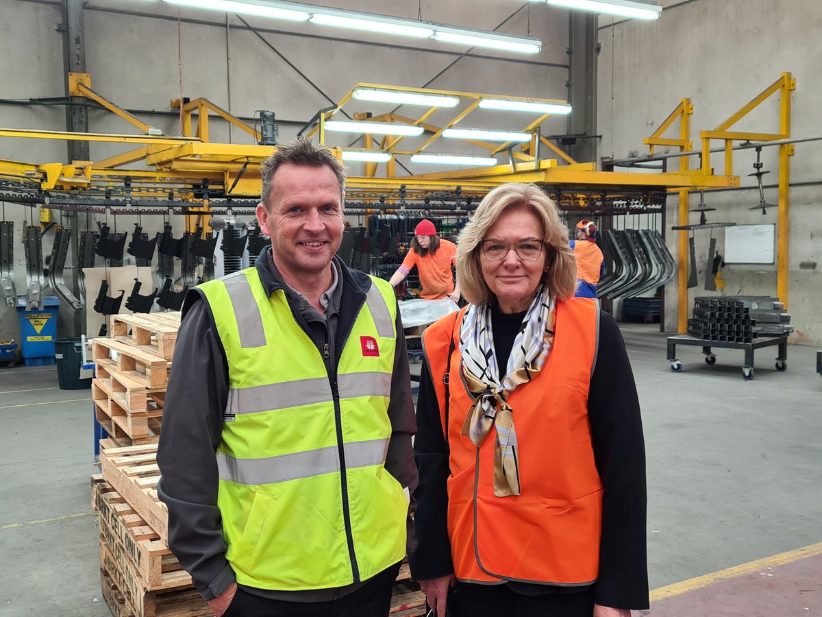 ICNVictoria's tweet photo. -Hilton Manufacturing, playing a integral role in running transport in Australia
-Abeck Group, a solution-oriented company specialising in 'made to transport' steel fabrication.
Big thank you to Vonda Fenwick and Peter Angelico at SEMMA! https://t.co/oZgfpZXhuO