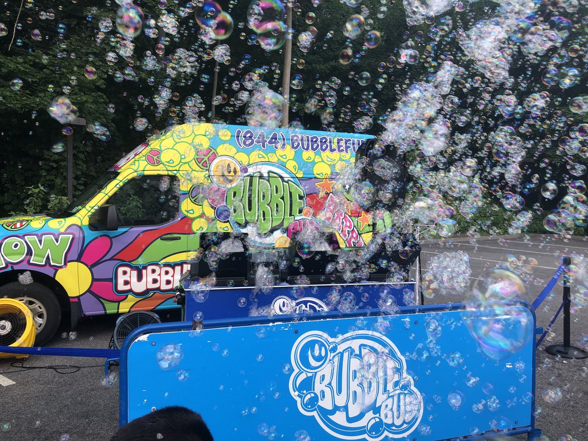 Yoshita_Singh's tweet photo. #BubbleBus at our local library today!!
#Bubbles #HappyPlace https://t.co/bl8LaEfiEo