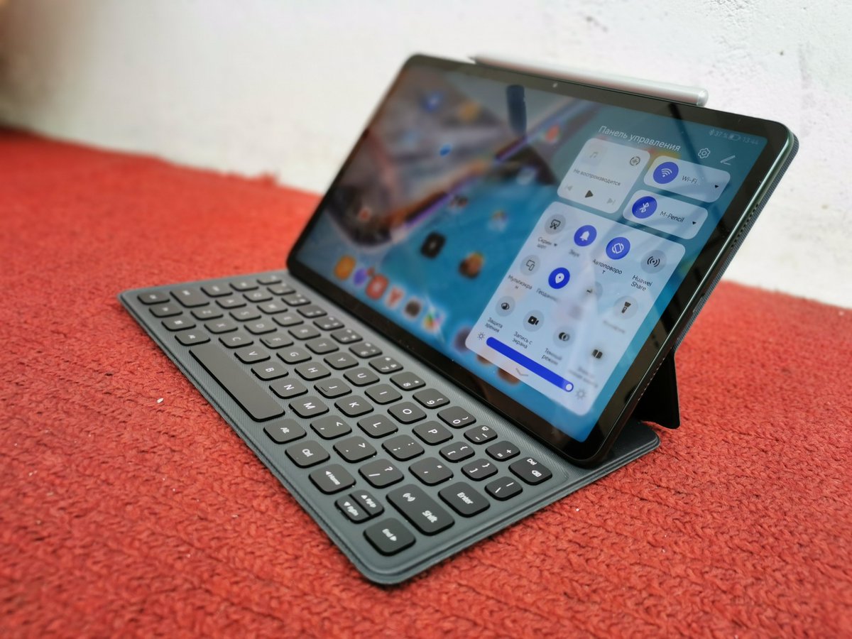 yamobi's tweet photo. Первый планшет на HarmonyOS: подробный тест-обзор Huawei MatePad 11 https://t.co/8iRn7qe4vx

#тест #обзор #планшет #новое #компьютер #Huawei #HarmonyOS #MatePad11 https://t.co/RUFjPfeEVt