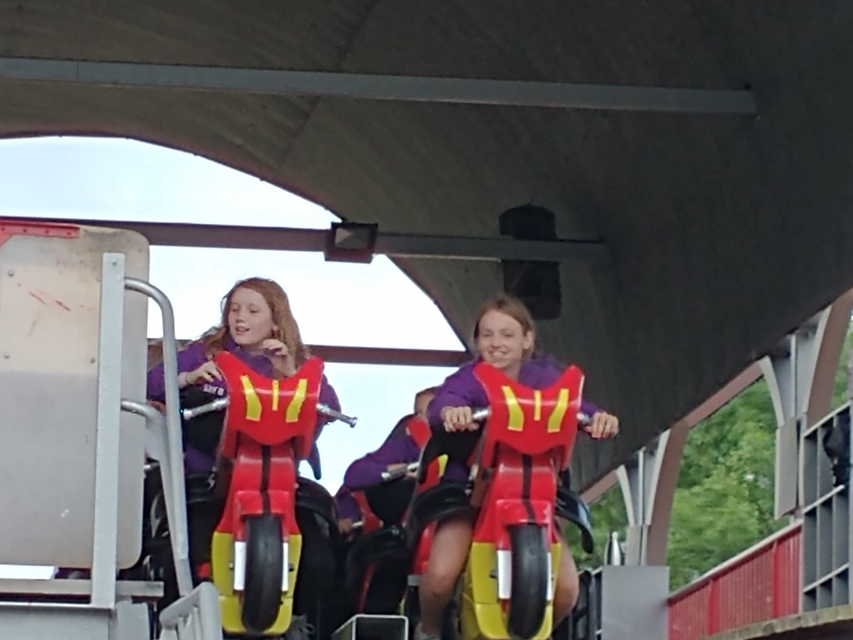 MeadsteadC's tweet photo. Flamingo Land! @MeadsteadPA @MeadsteadHead @MeadsteadD @AETAcademies https://t.co/cDSpRYYjic