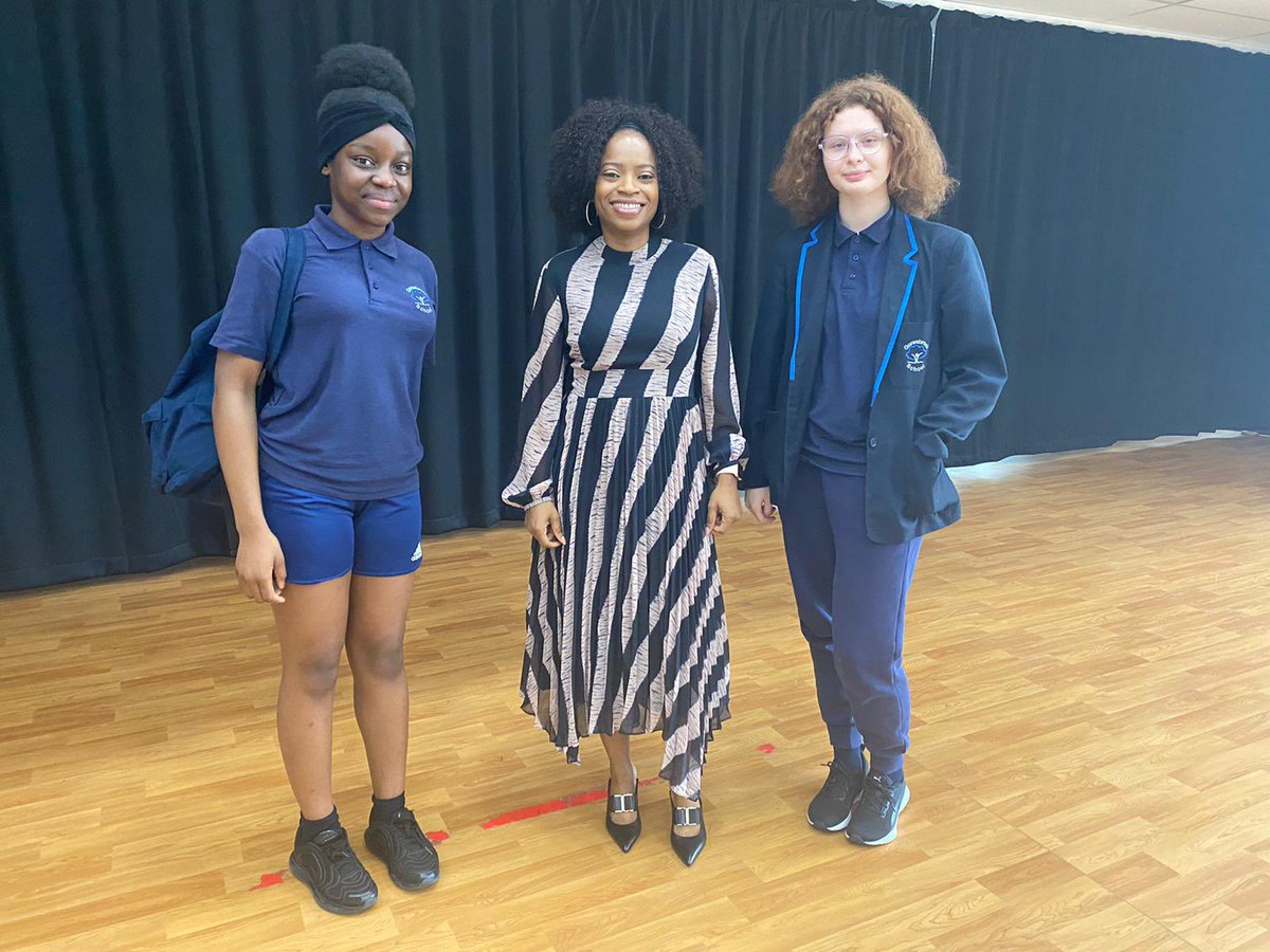 lauraamyjohnson's tweet image. Thank you @abidare_author for visiting GBS. Your book has been amazing to read with students - tackling the patriarchy, gender, race amongst other important topics. There was a real buzz in school that morning. Thank you 🙏🏼