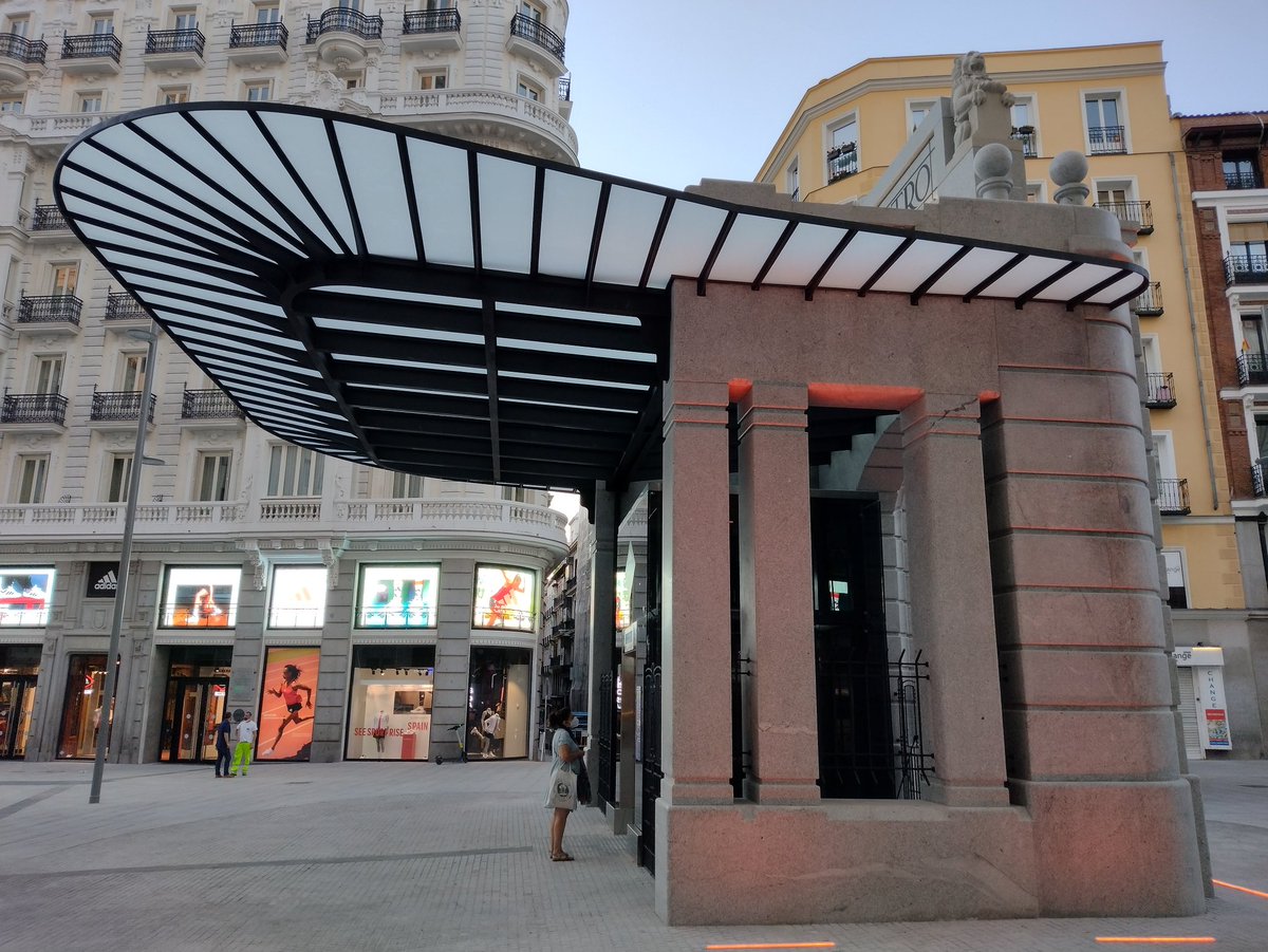 ¿Cuánto lleva cerrada Gran Vía? tweet media