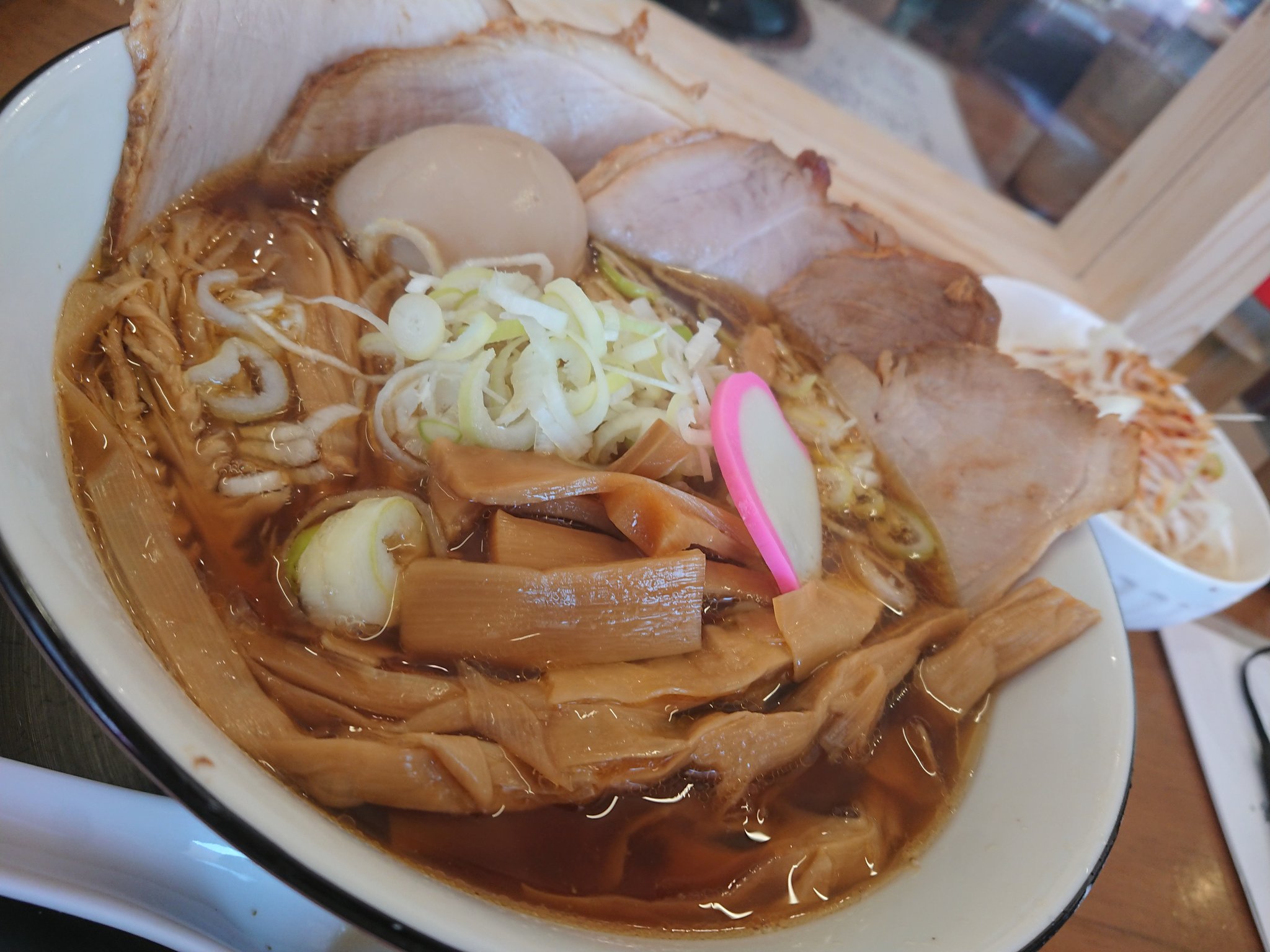 大堀洋之 新潟県阿賀野市中華そば蘭 さん のどぐろの中華そば 穂先メンマ チャーシュー 味玉 ネギめし 中華そば蘭 中華そば 蘭 のどぐろの中華そば 穂先メンマ チャーシュー 味玉 ネギめし 花やラーメン 山形ラーメン 酒田ラーメン 新潟