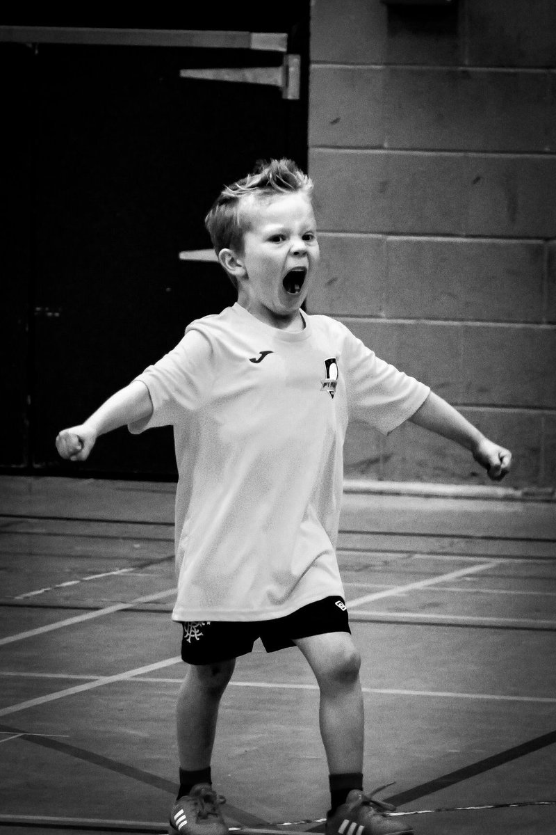 FyldCoastFutsal's tweet photo. ⚽️ FY:FIXTURES as our ELITE U14-16s face @BFC_futsalclub this evening at Stanley Park Futsal Arena 

⏰ 7pm - U14s
⏰ 8pm - U16s 

🌟 Spectators allowed - please adhere to social distancing and wear a masks 😷 

#grassrootscluboftheyear #awardwinning #futsal4football #playerdev https://t.co/GpZ5JNcNbX