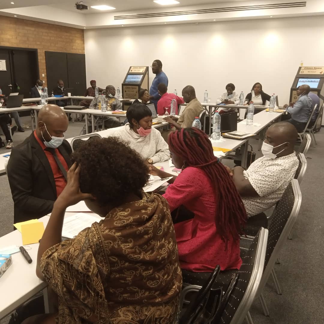 DigaMathieu's tweet image. Espace citoyen et participation citoyenne : un atelier de Design Thinking 💡📝 pour imaginer les bornes numériques de demain. 🖥️ #PRADEC #PROMUD