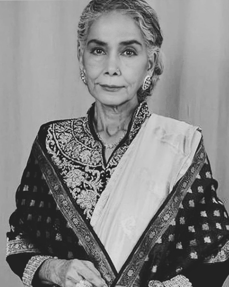 LimelightEnter3's tweet photo. National award winning actress #SurekhaSikri ji passes away at the age of 75 following a cardiac arrest. 
#RIP #veteranactress #BalikaVadhu https://t.co/eYkzmlJUqI
