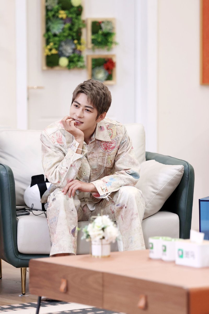 cdrama_update's tweet photo. 210716 #CheneyChen Studio weibo update 

More pics - https://t.co/CLNPinIDTE   

#ChenXuedong #陈学冬 
#做家务的男人3 #HouseworkMan
#陈学冬做家务的男人 https://t.co/vy0fczAWwT