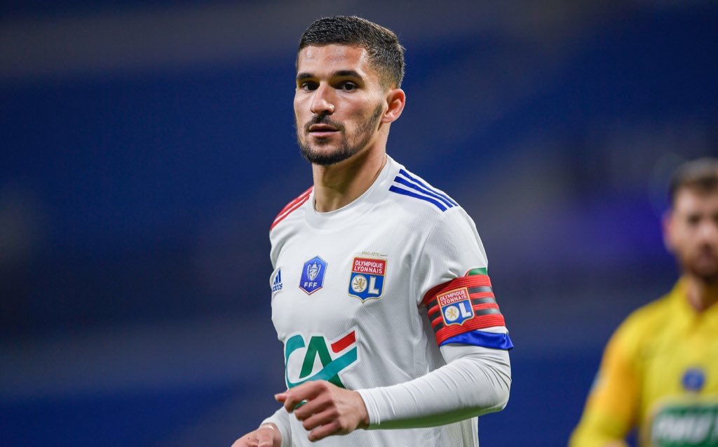 UNITED, OTHERS ENTER AOUAR CHASE