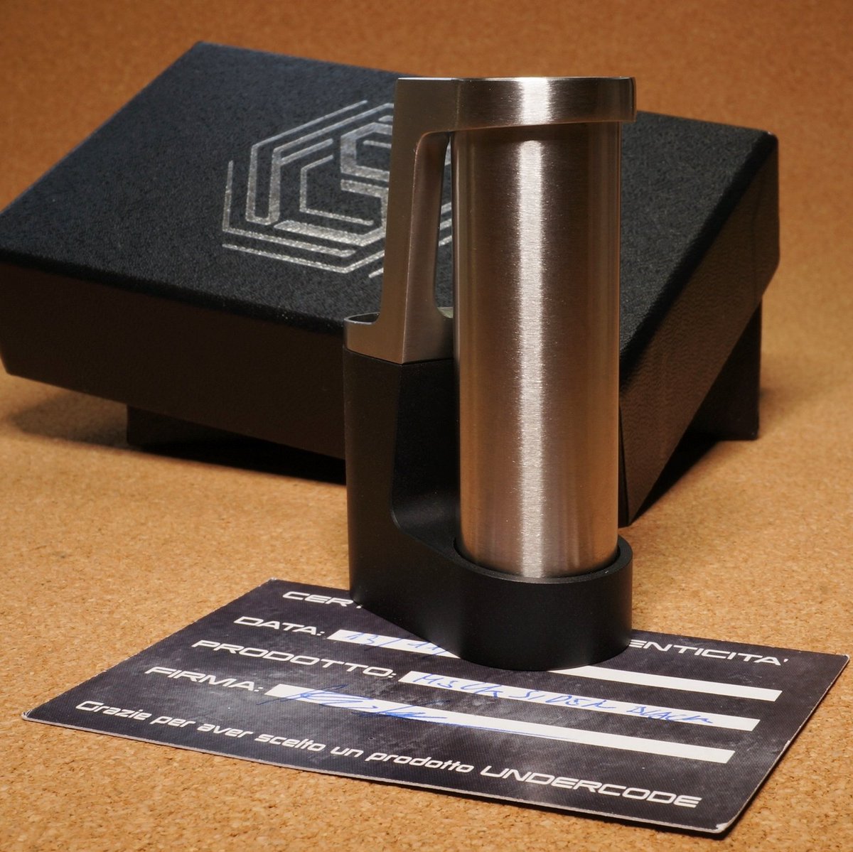 VAlphaline's tweet image. お世話になっております。お手続きいただきました「UnderCode｜MeckSIDER Full Mech Stealth Mod」は先程発送完了しました。到着まで今しばらくお待ちください。今後とも何卒よろしくお願い申し上げます。#UnderCode #MeckSIDER #Mech #Stealth #Mod #HighEnd #Vape #vape好きな人と繋がりたい