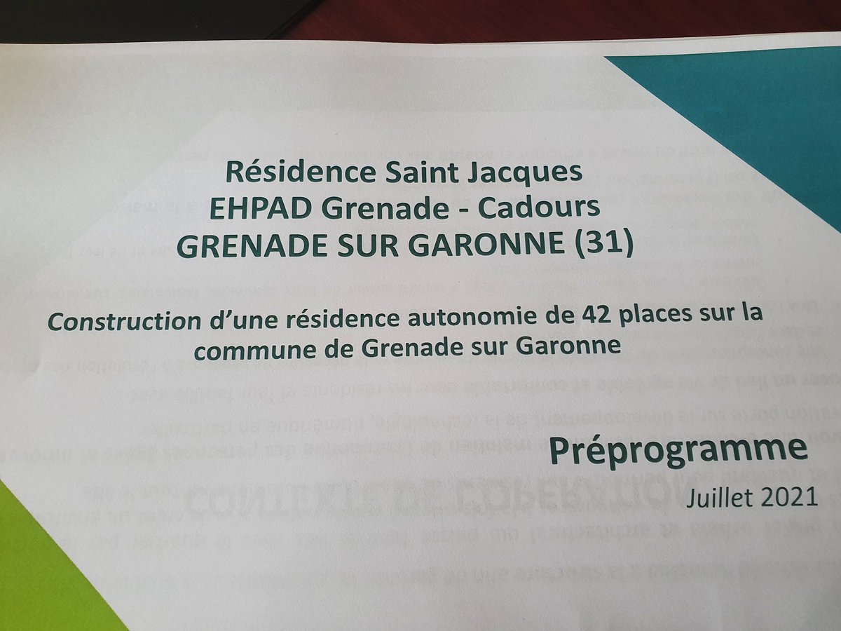 Nous avançons dans notre projet de résidence autonomie. Un pas de plus dans le parcours adapté,  gradué pour les personnes vieillissantes de notre territoire que veut porter notre établissement <a href="/AssociationADPA/">AD-PA</a> <a href="/ARS_OC/">ARS Occitanie</a> <a href="/MartinetRegine/">Martinet Régine</a> <a href="/BrigBourguignon/">Brigitte Bourguignon</a> <a href="/MoniqueIborra/">Monique Iborra</a>