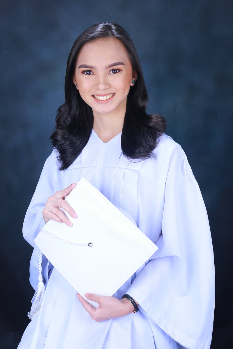 micaelanicolea's tweet photo. The tassle was worth the hassle. 🎓

Antonio, Micaela Nicole S. 
Accountancy, Business and Management
With High Honors
Rank 6 (Batch-wide ranking)
Pamantasan ng Lungsod ng Marikina
Class of 2021 https://t.co/jWEJ7vl5zB