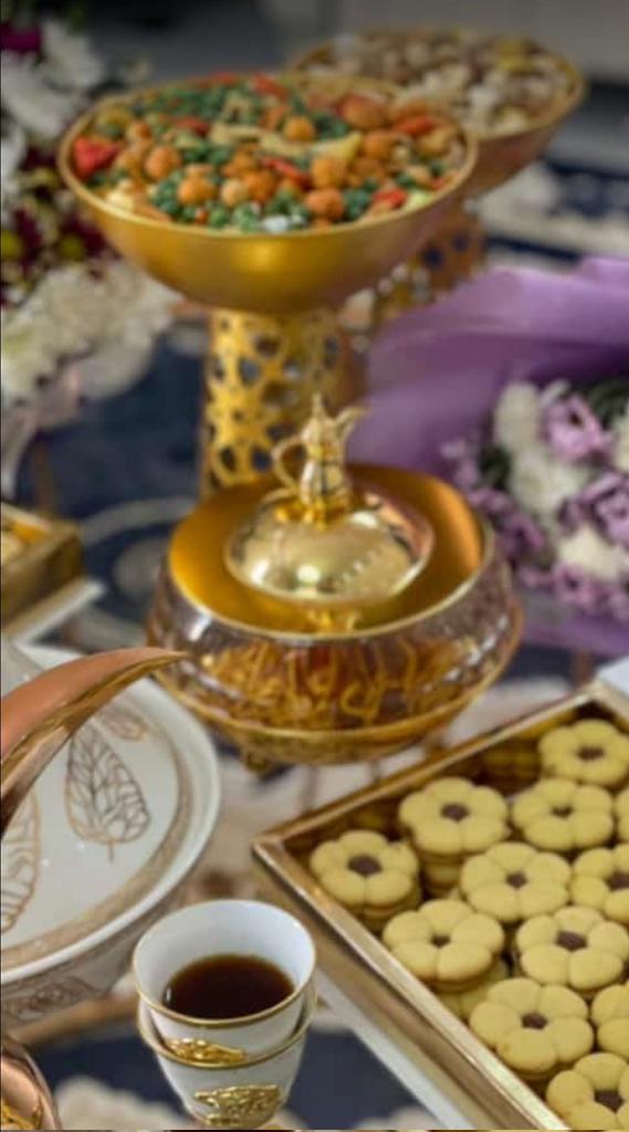 Muna_Salman_'s tweet photo. تزين أيامنا مع الي نوده ونغليه
وتطيب حكاوينا يومٍ  نشوفه

هالله يازين السواليف وجته
طربان على دله وفنجان جهوه
#قطرة_أمل https://t.co/M7Rjn9j6Hn