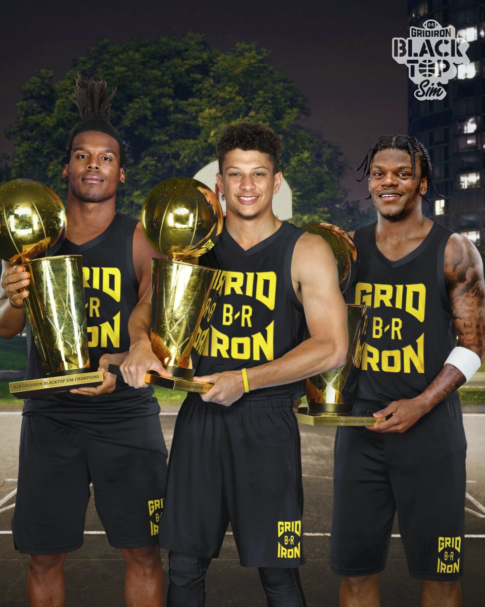 brgridiron's tweet photo. 🏆 TEAM QB 🏆

@PatrickMahomes, @CameronNewton and @Lj_era8 defeat Team TE to win our Blacktop Championship https://t.co/dIU0yeQ9wJ