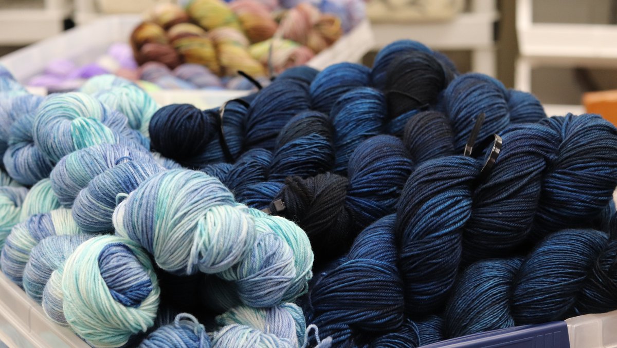 _lolodidit's tweet photo. Beauxbatons is back on the shop! Harry Potter Shop Update is LIVE! Only available until 8/31
#lolodidit #beauxbatons #harrypotter #harrypotteryarn #harrypotterinspired #hpyarn #hpinspired #knitmagic #knittingmagic #yarn #knit #handdyedyarn #handdyed #yarnlove #indiedyer #crochet https://t.co/adq2hF2wrT