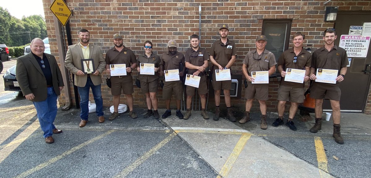 Swainsboro UPS was recognized for the highest customer satisfaction scores (NPS) for our district (3 states). Great job satisfying our customers! <a href="/CarolBTome/">Carol Tomé</a> <a href="/lwoakley/">Larry Oakley</a> @thomascliett6 <a href="/SouthAtlUPSers/">SouthAtlantic UPSers</a> <a href="/UPSers/">UPSers</a>