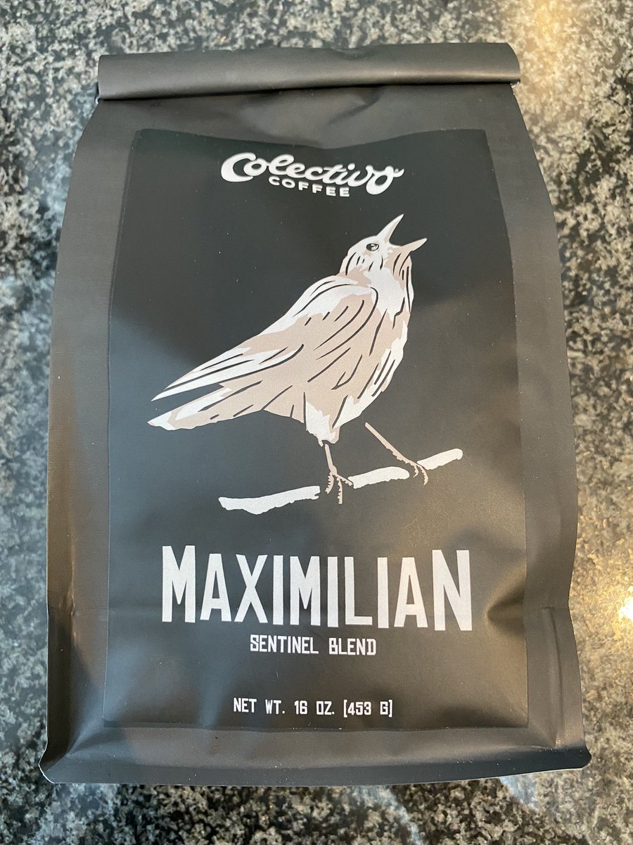 HonorRollWrites's tweet image. Let’s start a thread of pics of packaging we love. For no reason, really. I’ll start. #prettypackaging #gooddesign #packagingpics #justforfun