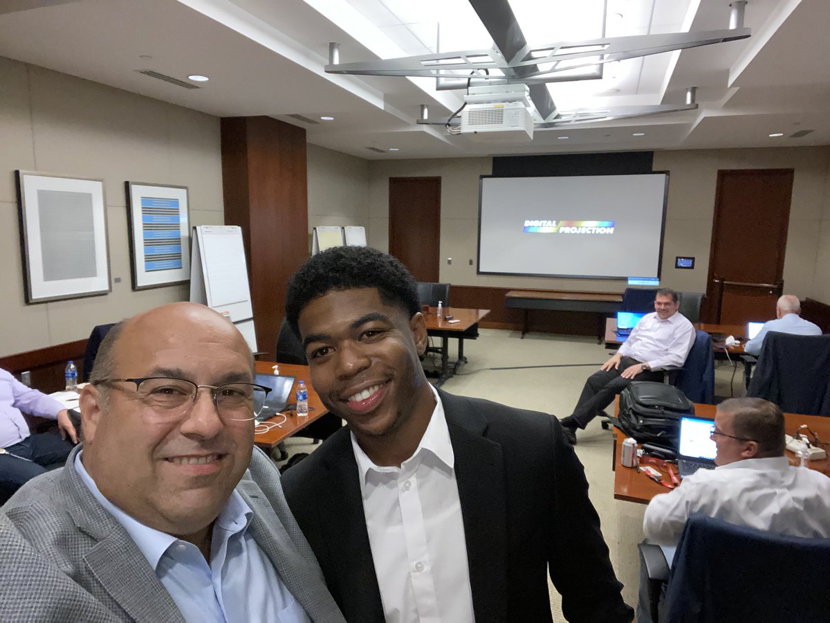 Congratulations to Darian Brinkley, one of our Dynamic Young Leaders from our S.M.A.R.T. hub. Darian’s operation has gone an entire year without an injury! LEADERSHIP MATTERS! #SafetyFirst