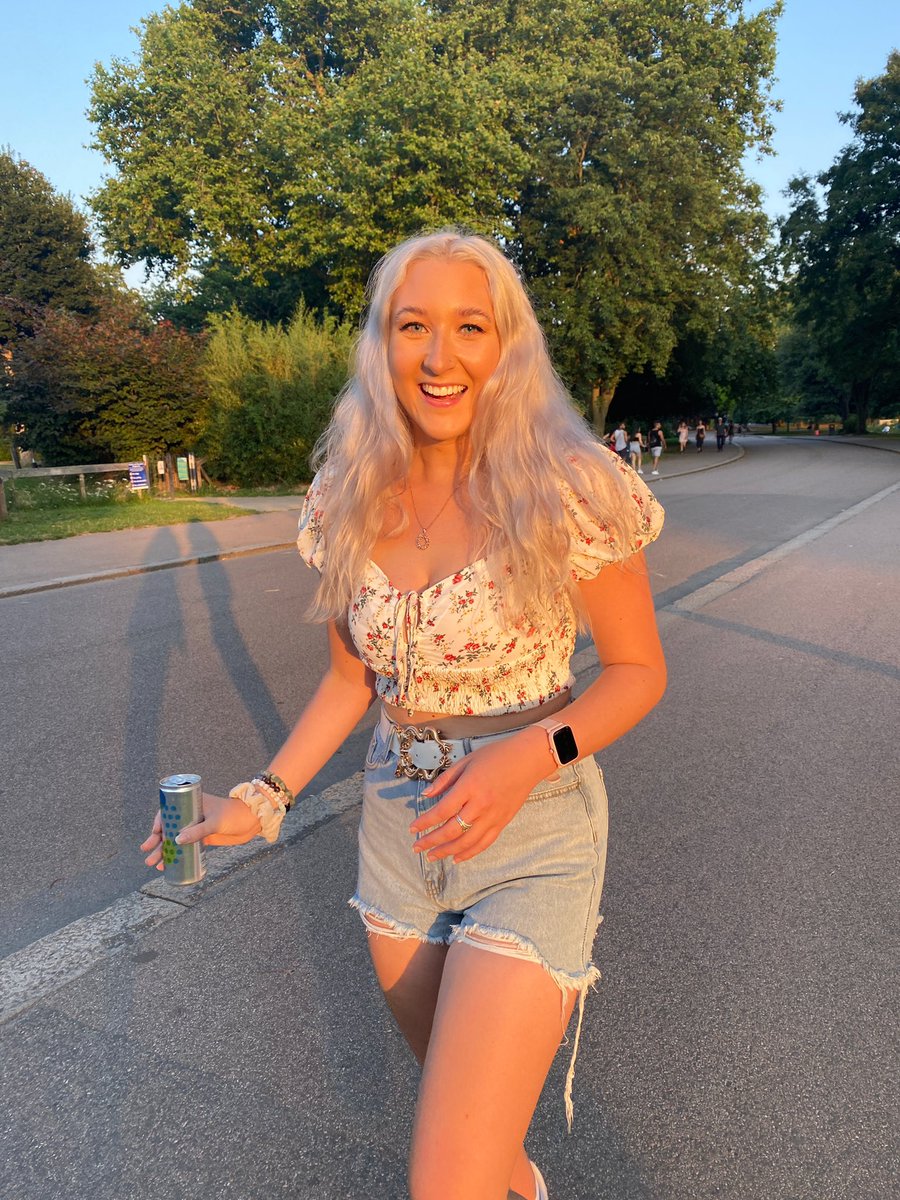 Cleo Yeomans tweet media