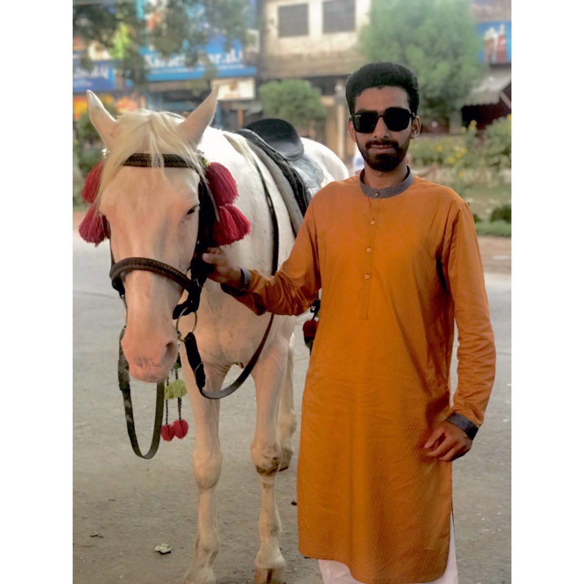 HashamHabib6's tweet photo. ❤ دل کے رشتے قسمت سے ملتے ہیں................!!!! 

❤ ورنہ ملاقات تو ہزاروں سے ہوتی ہے.............!!!!💔 💔🔥✌🙏 https://t.co/Fyer5Rg8t4