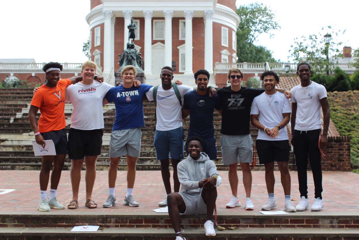 A year ago today, we all stepped on grounds for the first time. Been here for about a month and I know I made the right choice #GoHoos