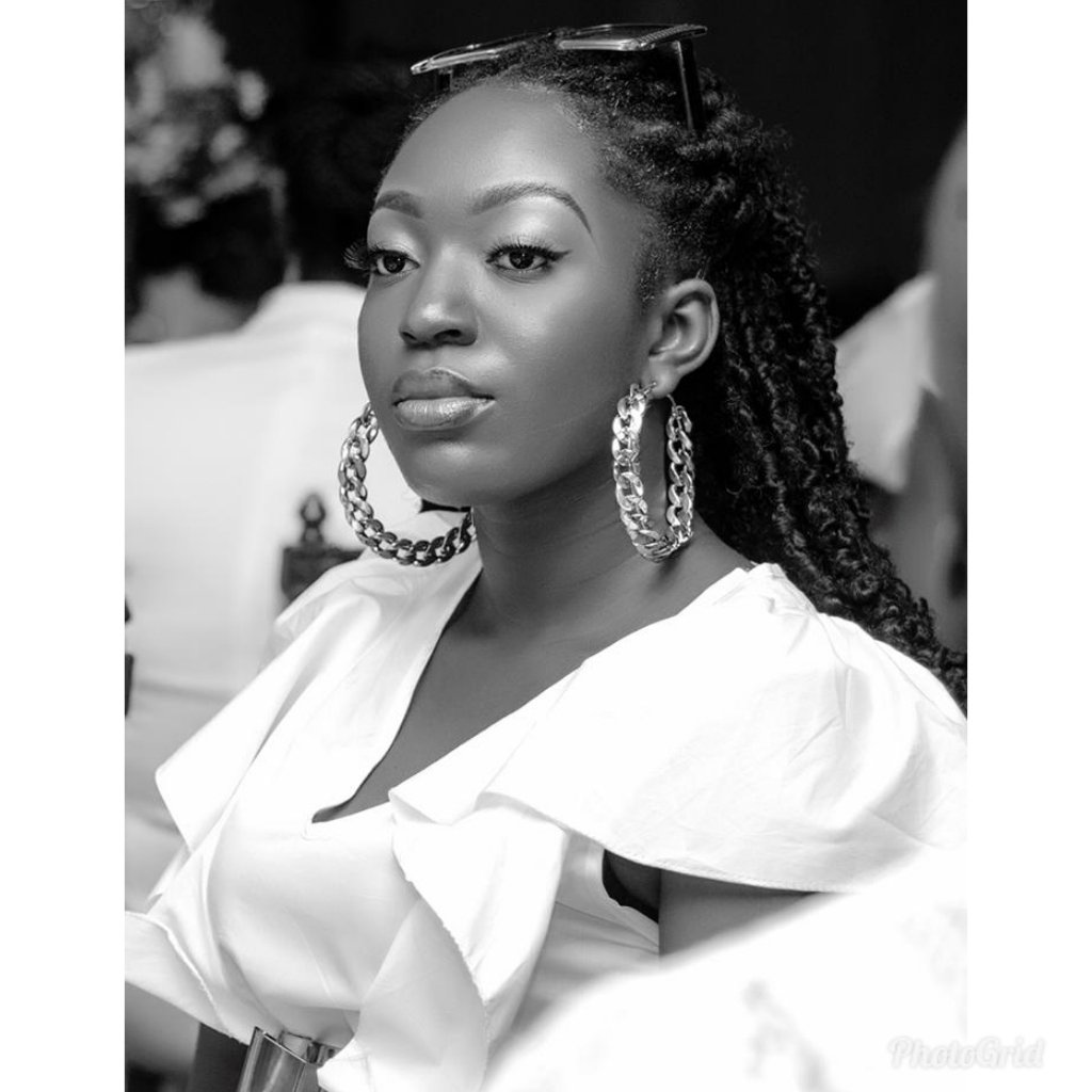 AkuffoBecca's tweet photo. #NewProfilePic https://t.co/Suk6dOzSI6