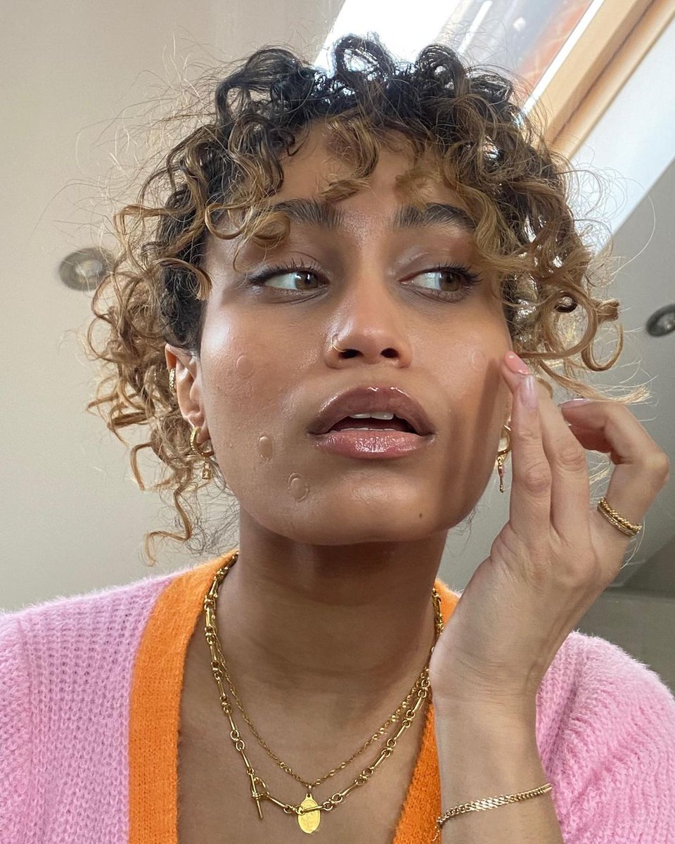 Glamour UK tweet media